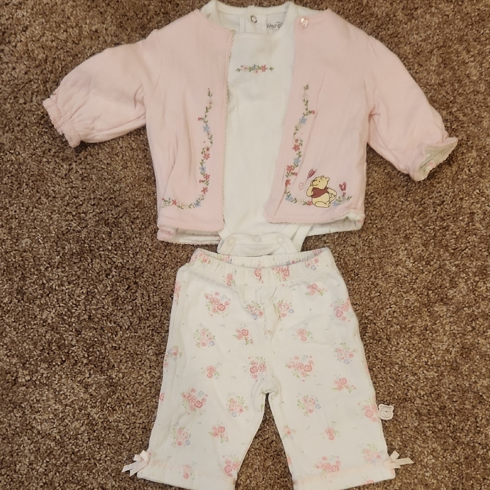 3 Piece Disney Pooh Pink & White Baby Outfit, Size 3 Months
